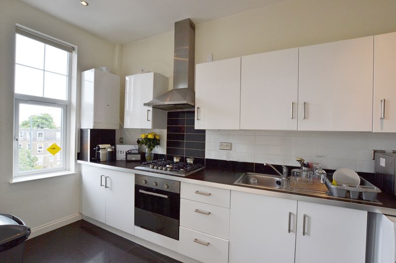 Kitchen- click for photo gallery